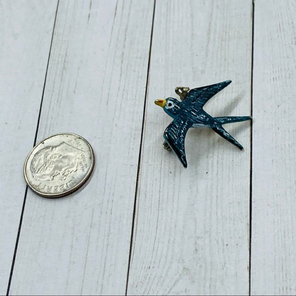 Enameled Blue Bird Brooch‎